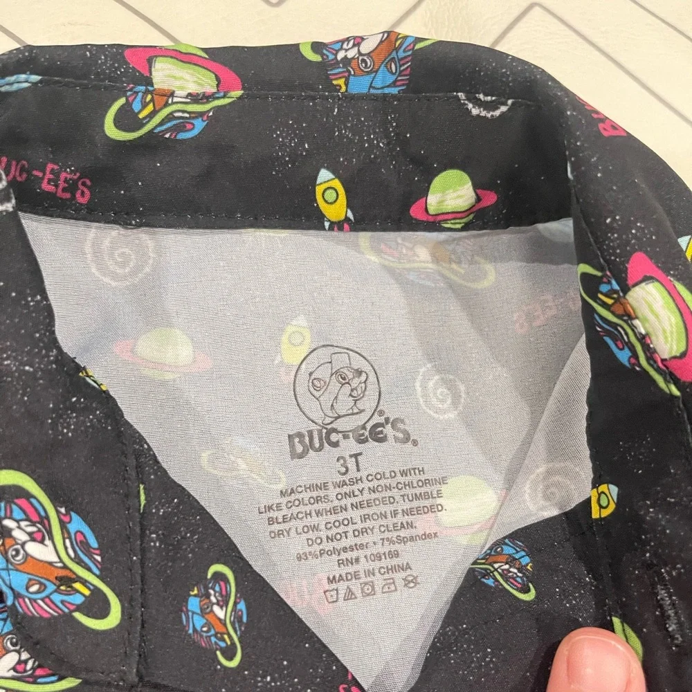 Bucee's Space Pattern Button Down - Picture 5 of 8